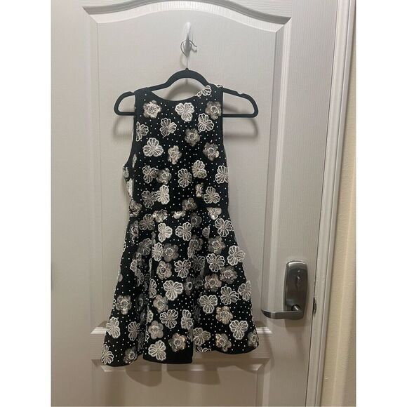 Elliatt Jessamine Flare Black/White Cocktail Minidress Holidays Xmas S NWT$365 - Picture 5 of 8